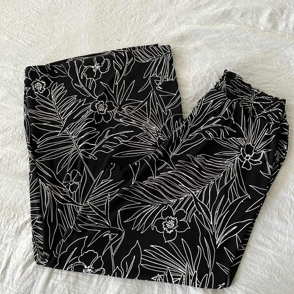 Wide leg black and white floral pants